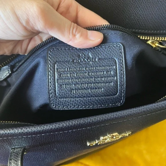 Coach Black/Blue with Gold Hardware Zip Top Tote Bag in Pebbled Leather - Picture 6 of 8